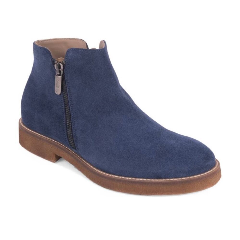 Italeau foliana handmade in Italy blue suede boots